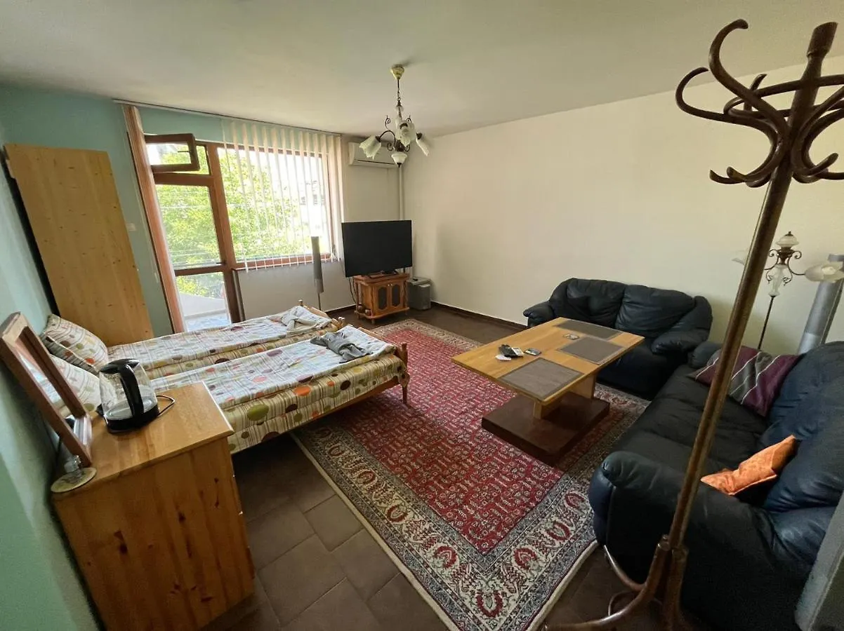 Izgrev Sarafovo Hotel Burgas Guest house